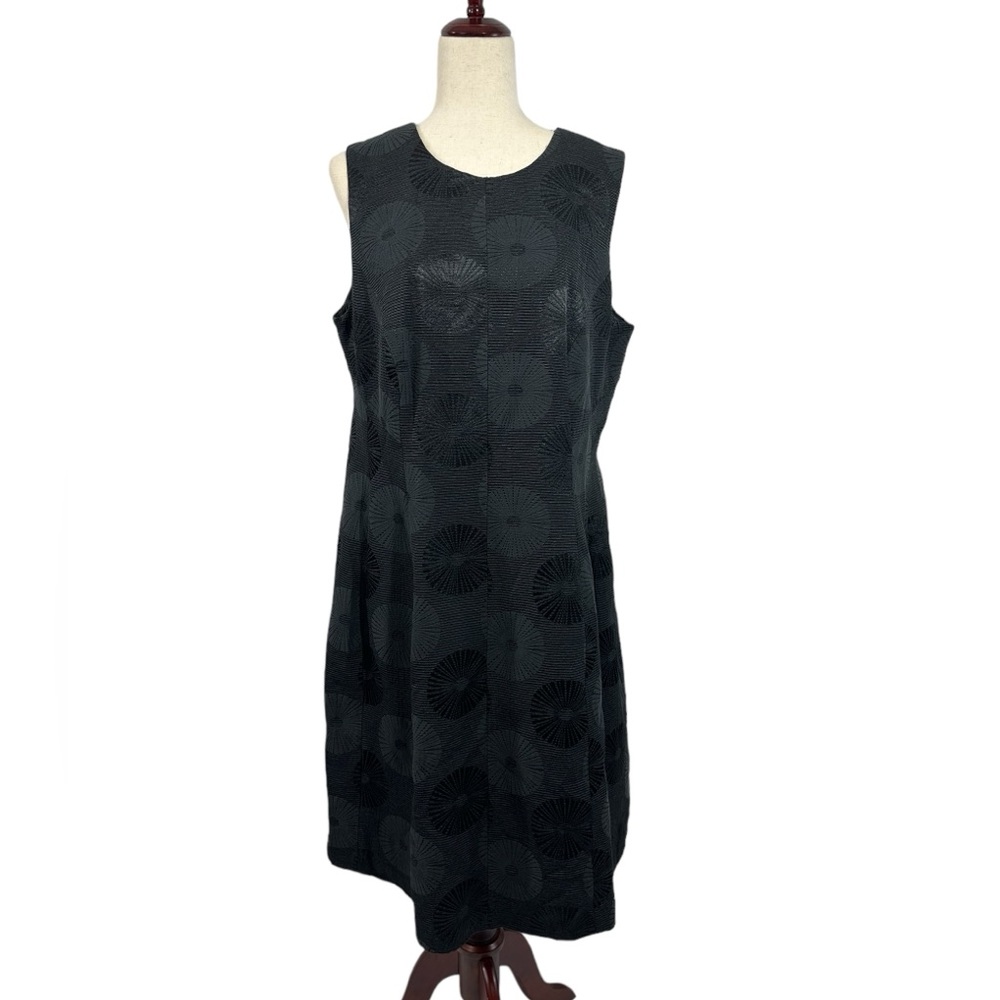 EUC Adrianna Papell Black Dress With Pockets, Size 18W